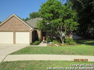 Foto del edificio - 9415 Pine Arbor
