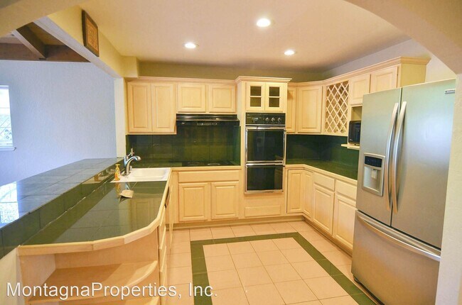 Building Photo - 3 br, 3 bath House - 16873 Placer Oaks Road