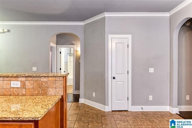 Building Photo - 366 Kingston Cir