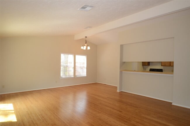 Building Photo - 56 Fallshire Dr