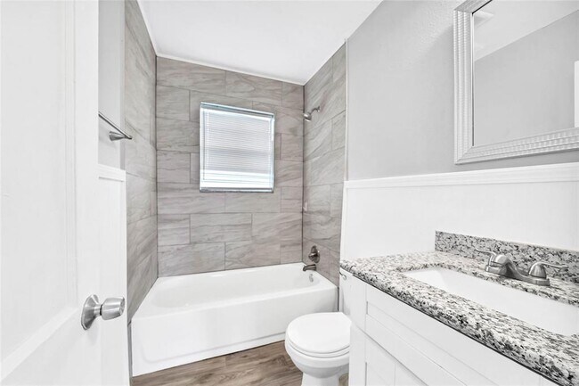 Foto del edificio - 304 Hemphill St