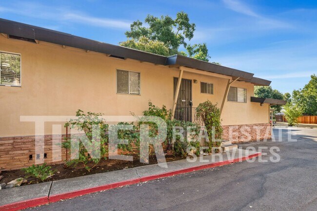 Building Photo - 5340 El Camino Ave