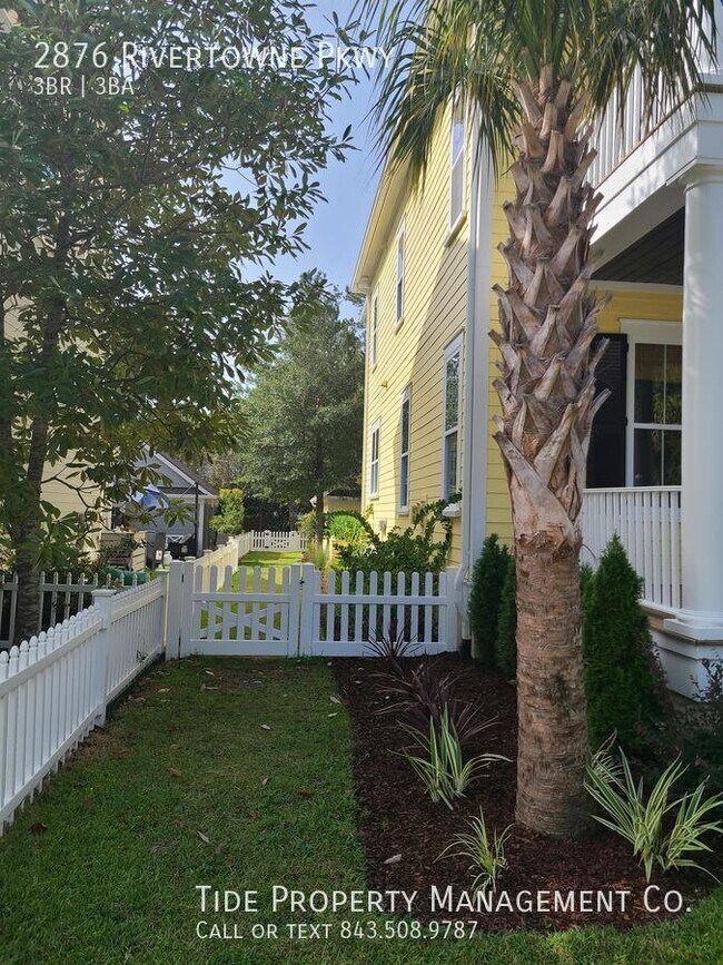 Foto del edificio - 2876 Rivertowne Pkwy