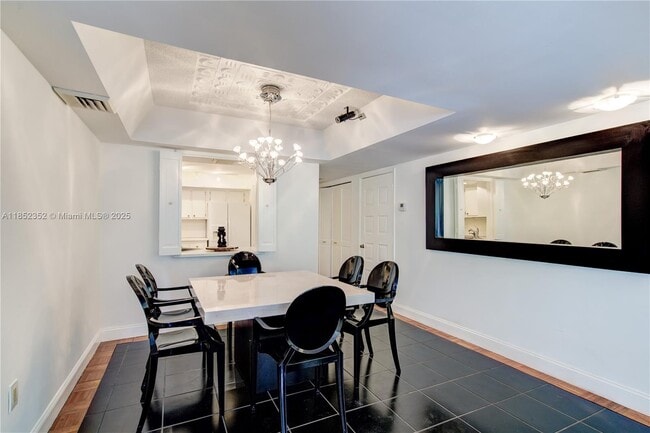 Foto del edificio - 2901 S Bayshore Dr