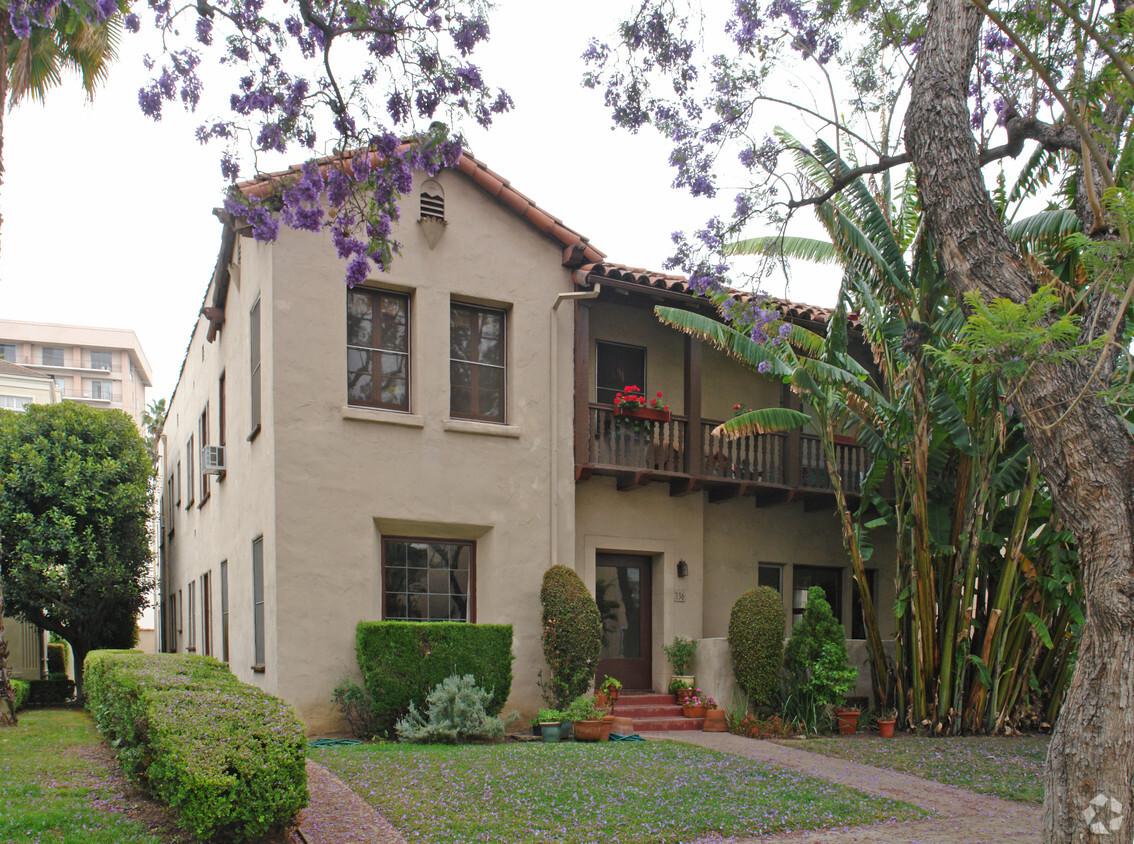 Primary Photo - 336 N Oakhurst Dr