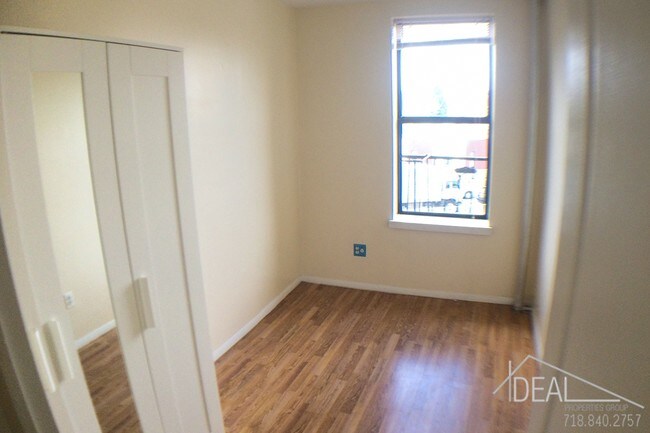 Foto del edificio - 252 South 4th Street #3DR