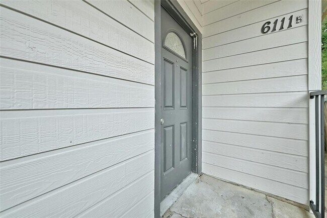 Building Photo - 6111 Caddie St