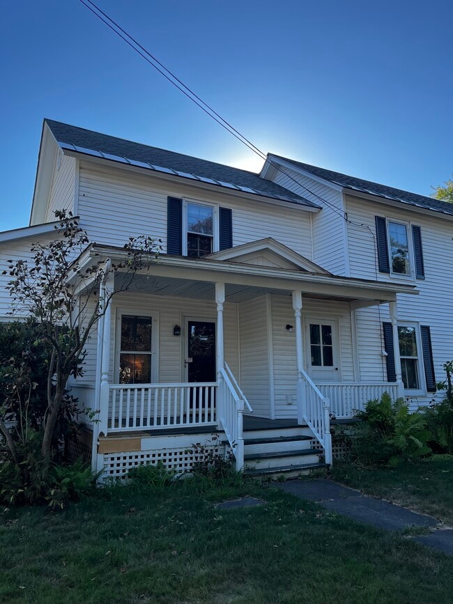 Building Photo - 63 Main St