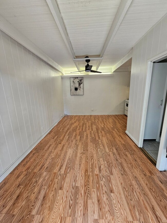 Foto del edificio - Walkup Studio in Waikiki