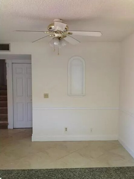Building Photo - 4031 Palm Bay Cir