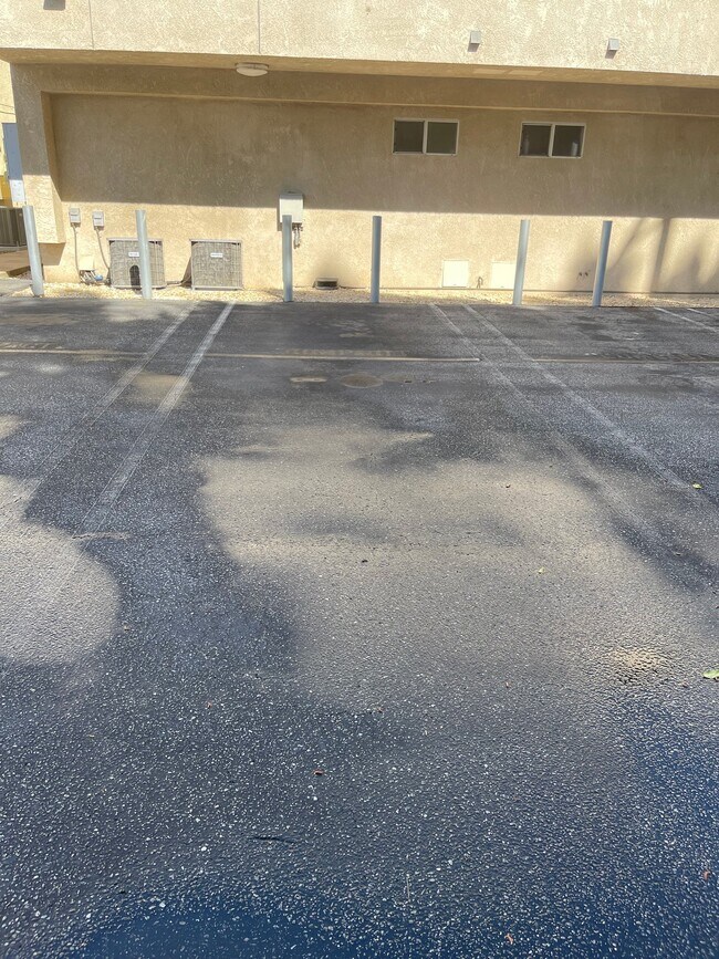 Foto del edificio - 4529 Colfax Ave