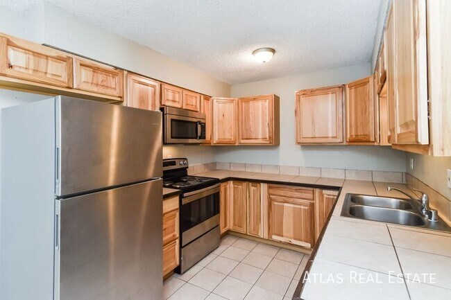 Foto del edificio - 4319 Moonbeam Dr