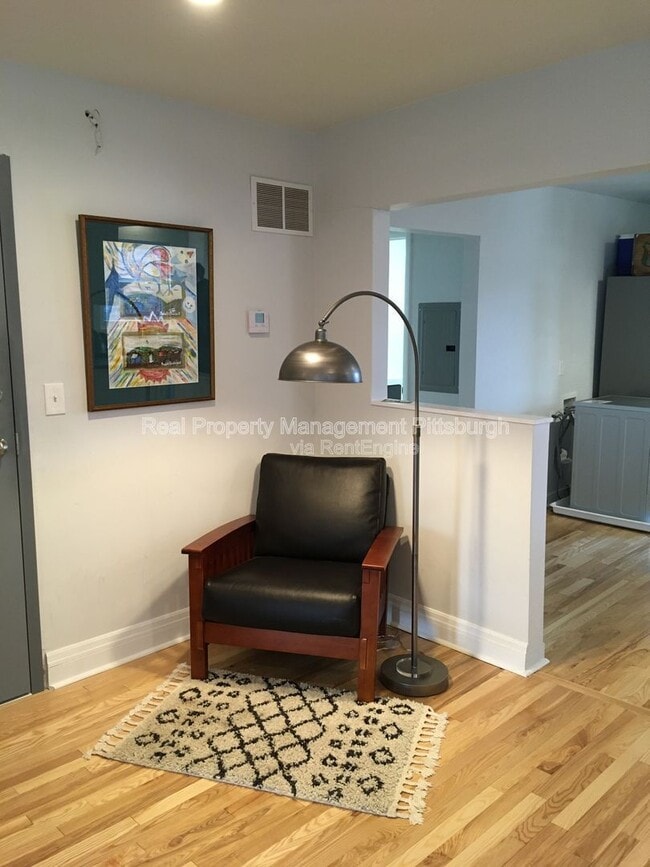 Photo - 5619 E Liberty Blvd Apartment