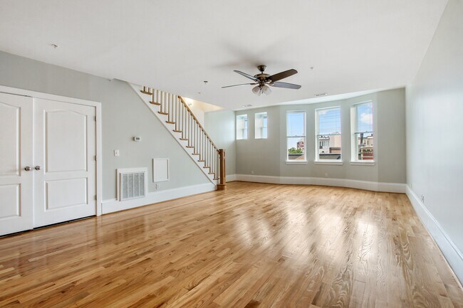 Sala de estar-1 - 836 Park Ave