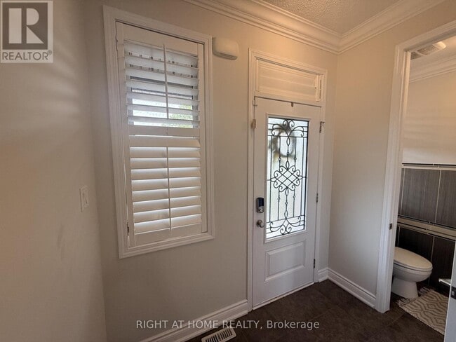 Building Photo - 970 Farmstead Dr