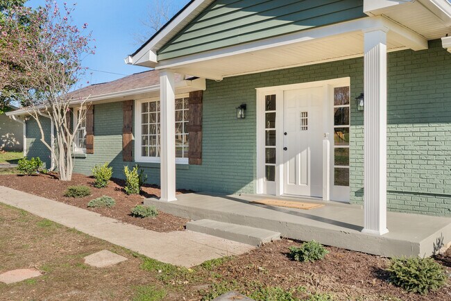 Foto del edificio - 234 NW Clearview Dr