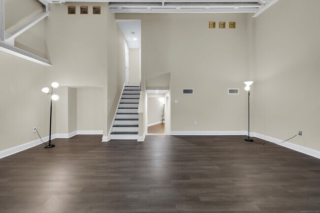 Foto del edificio - 1 Front St