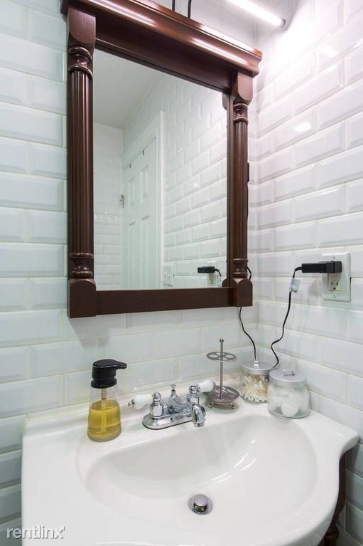 Foto del edificio - 1 br, 1 bath - 101 W Lexington St