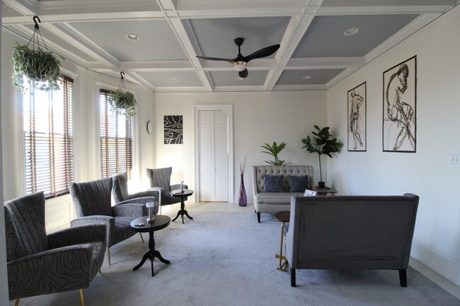 Building Photo - 800 Monroe Ave