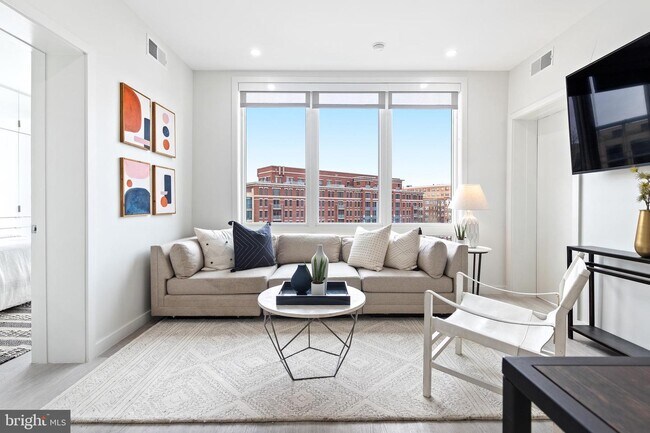 Foto del edificio - 3709 New Hampshire Ave NW