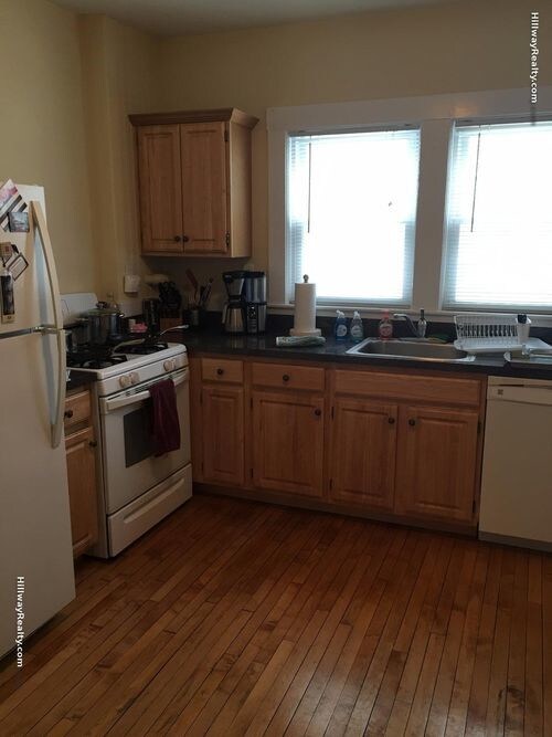 Building Photo - 85 Perthshire Rd