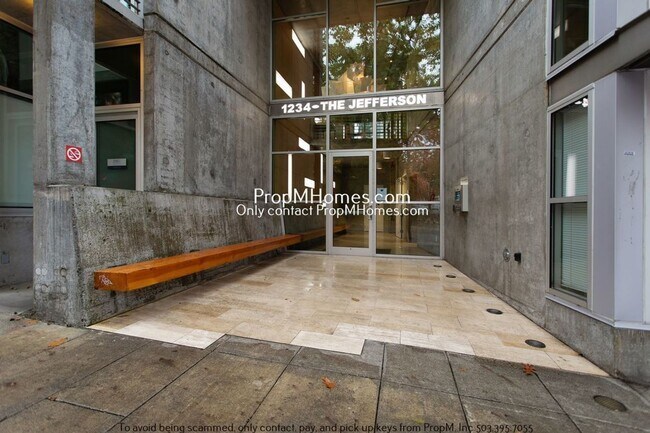 Foto del edificio - Premiere Condo Living in Portland – 1 Bedr...