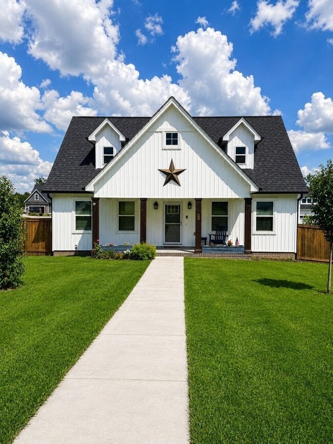 Building Photo - 1350 Blake Stone Dr NW
