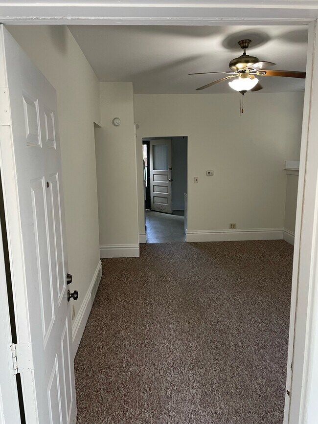 235 Lyon St NE Unit 1, Grand Rapids, MI 49503 Apartments in Grand