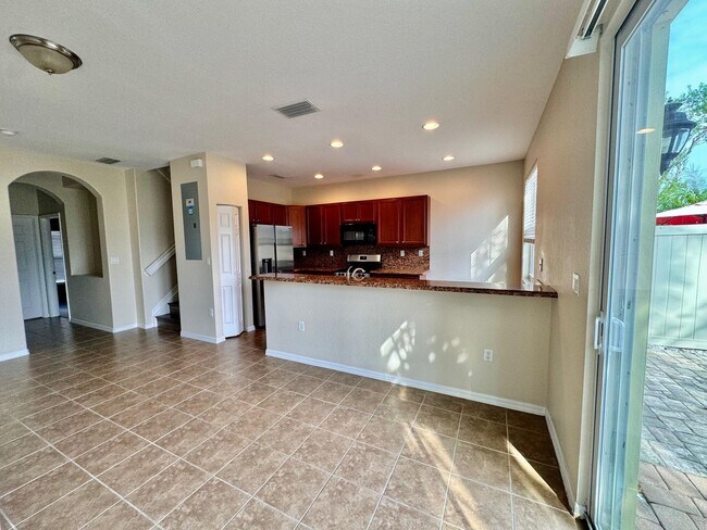 Building Photo - 298 Lake Monterey Cir