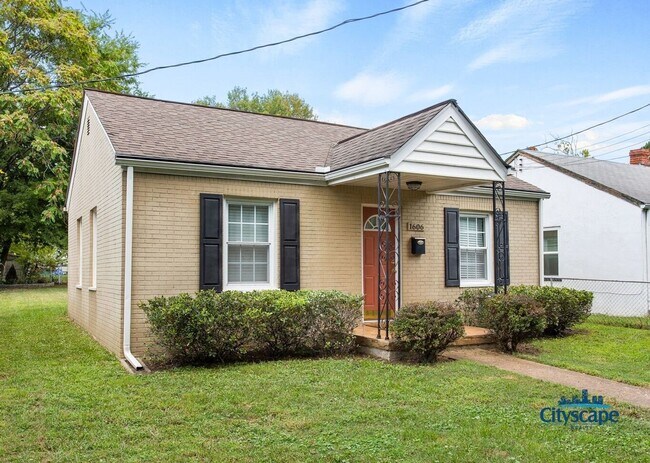 Building Photo - Adorable Bungalow in the heart of Randolph...