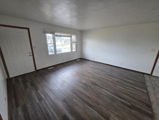 Foto del edificio - 1119 Candice Ct