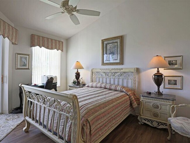 Foto del edificio - Fully Furnished Rental at Lexington Countr...