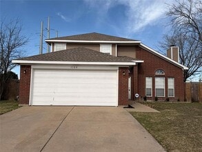 Building Photo - 1104 Union Dr