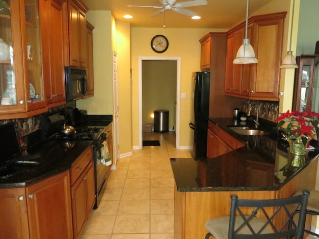 Building Photo - 149 Shady Brook Dr