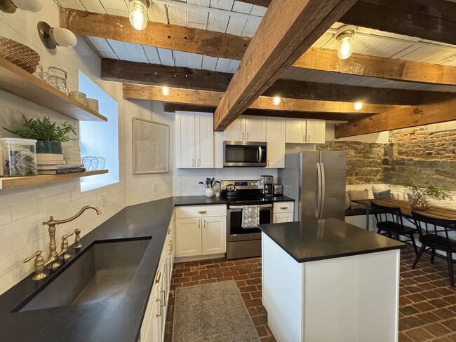 Kitchen - 26 East St