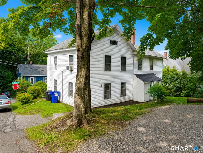 Building Photo - 111 Rockwell St