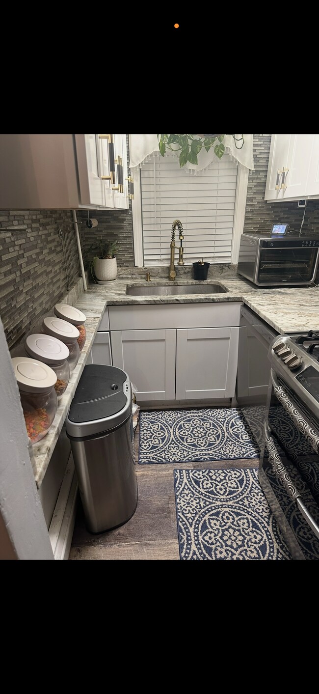 Cocina - 544 Power Rd