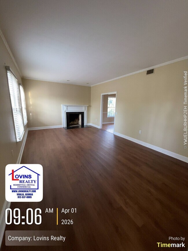 Building Photo - 504 Ferncliff Dr