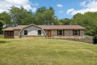 Building Photo - 1810 Theresa Dr