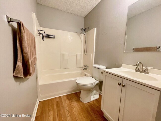 Building Photo - 313 Pimlico Dr