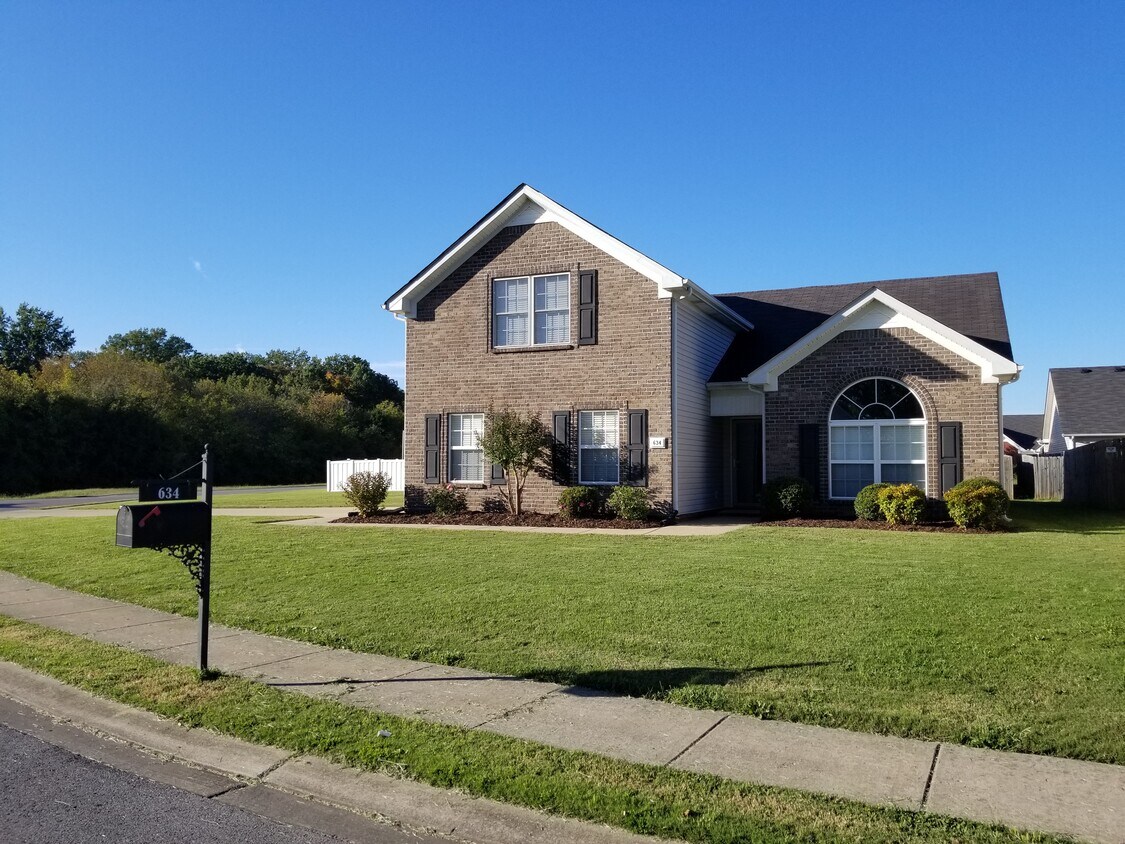 Foto principal - 634 Buck Cherry Way
