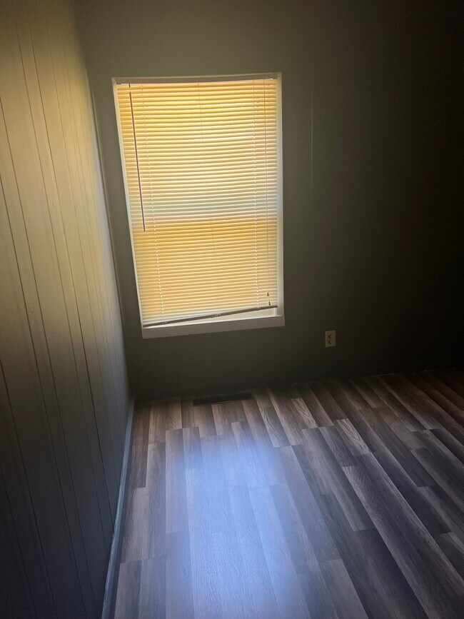 Bedroom 2 - 1407 4th St