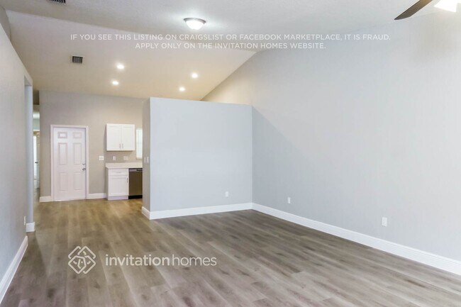 Foto del edificio - 10203 NW 36th St