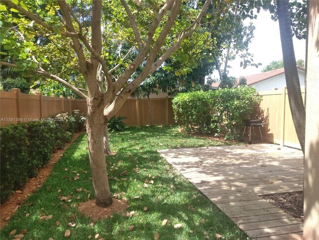 Foto del edificio - 3364 SW 28th Terrace