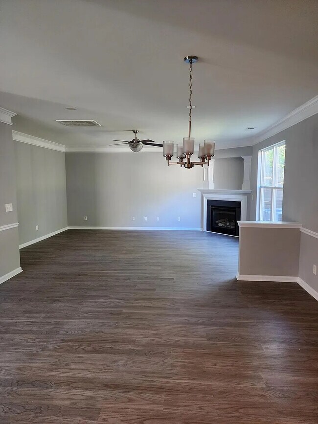 Foto del edificio - Room in Single Family Home on Mountain Quail Dr