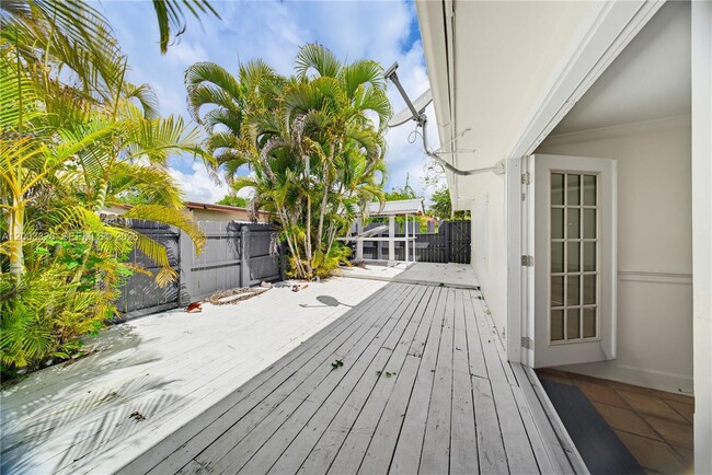 Foto del edificio - 173 NW 18th St