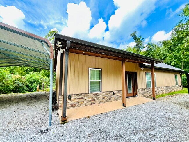 Foto del edificio - 169 Henley Rd