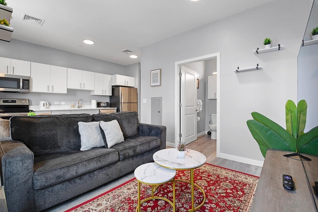 Building Photo - 95 Broadway-ID1240348P