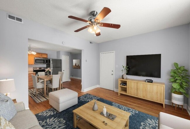 Building Photo - 3911 Castleman Ave