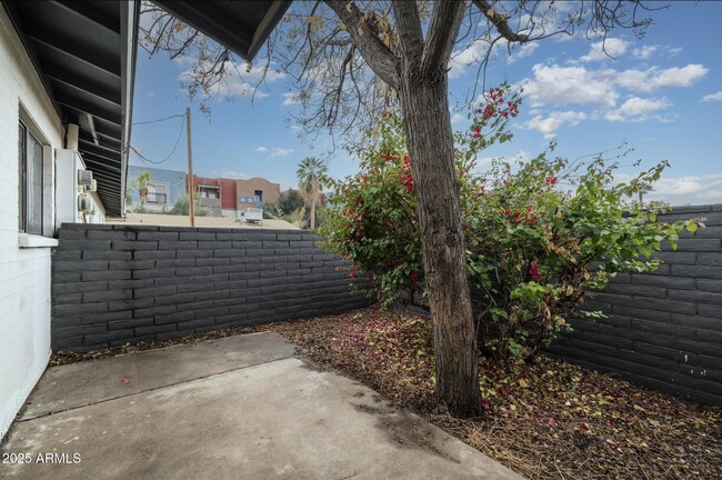 Building Photo - 3034 N 35th St